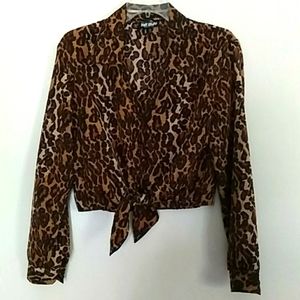 VTG 80'S Hot Stuff Cropped bottom tie Leopard Top